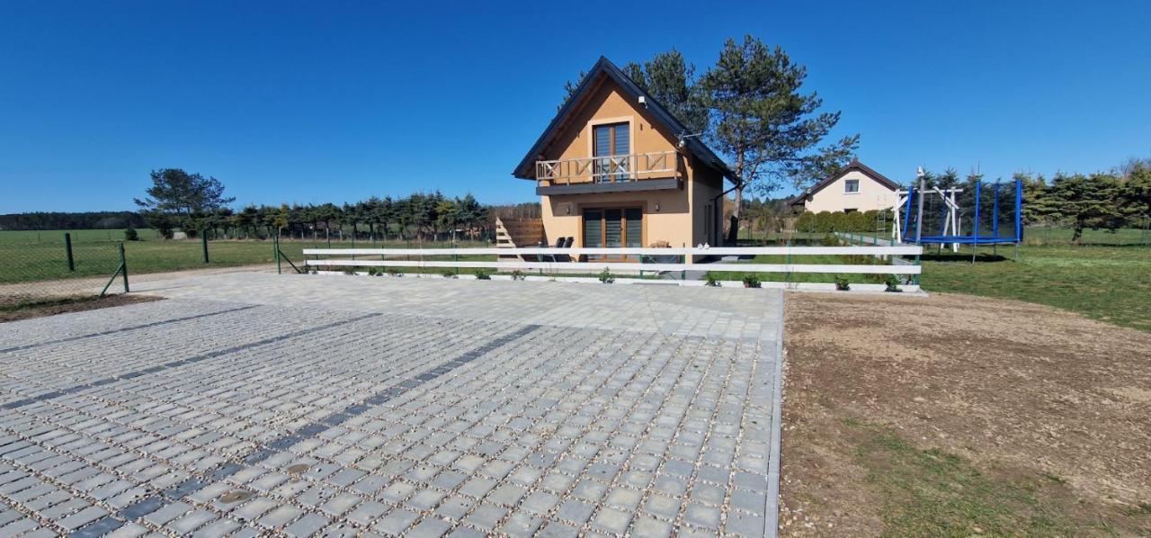 Zakatek Ciszy. Villa Sluchowo Exterior photo